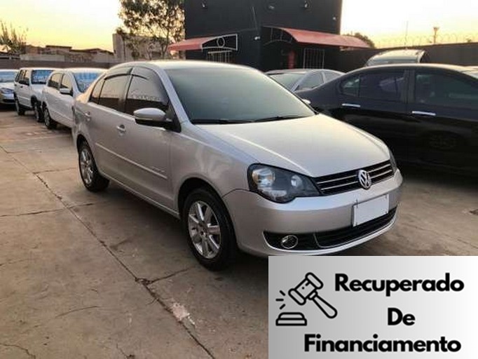 VOLKSWAGEN POLO SEDAN 1.6 MI COMFORTLINE 8V FLEX 4P AUTOMATIZADO